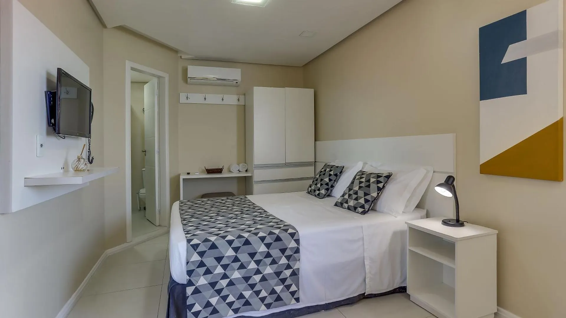 Flat Pietra Aparthotel Florianopolis 3*,  Brazil